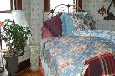 هتل Complejo Enchanted Nights Bed & Breakfast