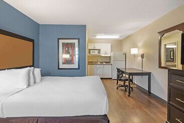 בית מלון כפרי Extended Stay America Suites  Chesapeake  Crossways Blvd