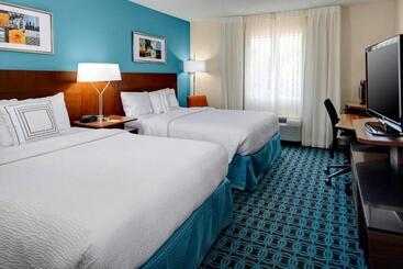 هتل Fairfield Inn By Marriott Dothan