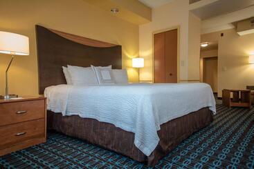 فندق Fairfield Inn & Suites By Marriott Knoxville/east