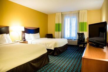 ホテル Fairfield Inn & Suites Fredericksburg