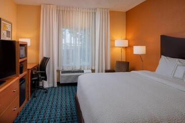 هتل Fairfield Inn & Suites Lafayette I10