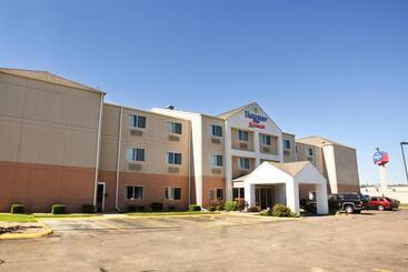 فندق Americinn By Wyndham Topeka