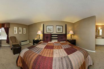 ホテル Americas Best Value Inn & Suites