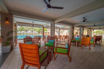 Mermaid Hotel & Club