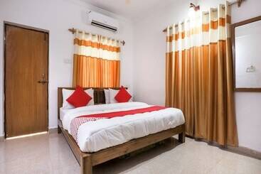 فندق Rosy Guest House By Oyo