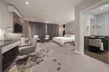 Otel Swiss In Park Tabuk