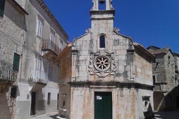 ツーリストアパートメント Apartments Milatic