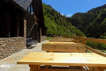 Hostel Refugi Del Fornet