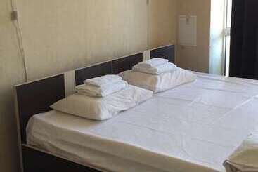 فندق Joy Apartments