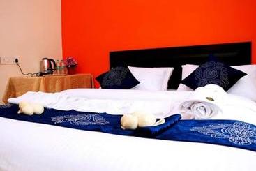 בית מלון כפרי Pk Suites Inn