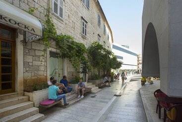 Appartment Central Rooms Split