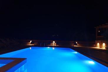 پانسیون Elounda Ocean View Suites