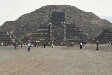 بنسيون La Pineda Teotihuacan