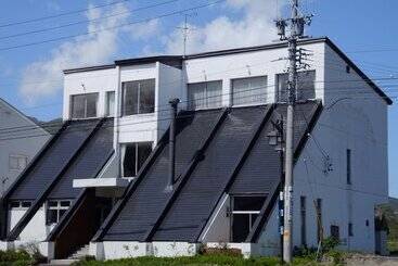 پانسیون Petit Hotel Shanze