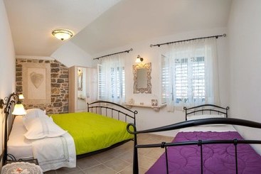 Beach Resort Apartments Podspiline