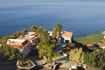 ツーリストアパートメント Bungalows Morani