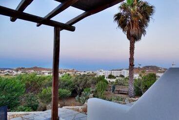 דירות לתיירים Mykonian Breeze