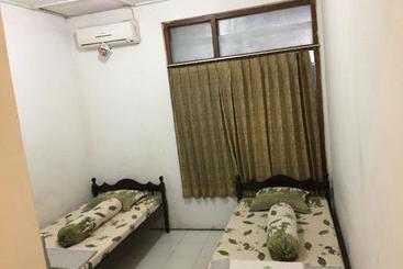 펜션 Wisma Wanawiyata