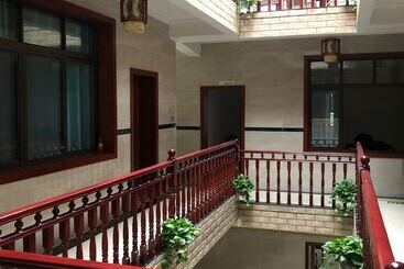 پانسیون Yan Ting Ju Inn