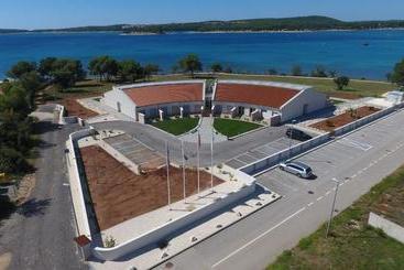 Apartments Lepeza