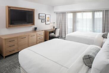 Grand Geneva Resort And Spa