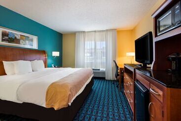 هتل Quality Inn & Suites Bozeman
