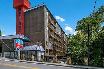 Surestay Plus Hotel By Best Western Gatlinburg
