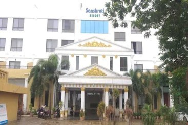 Hotel Sanskruti Heritage Resort