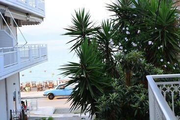 관광객 아파트 Mara S Apartments