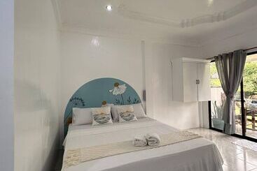 هتل Villa Consolacion Resort