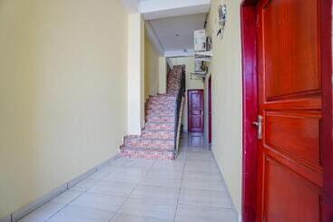 فندق Oyo 1914 Wisma Waraney