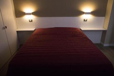 تختخواب و صبحانه Tre Fontane