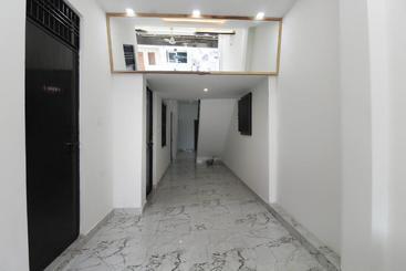 هتل Spot On 62182 Khubsaras