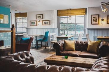هتل Victoria Inn