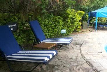 White Castle Hotel Arua