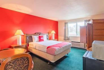 בית מלון כפרי Rodeway Inn