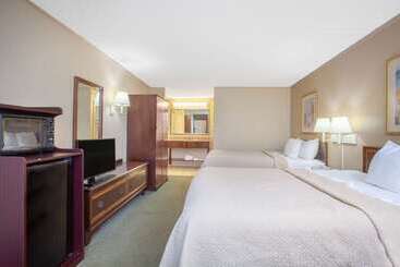 ホテル Days Inn By Wyndham Statesboro