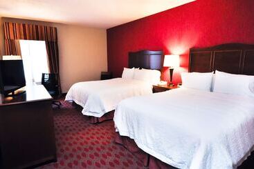 בית מלון כפרי Hampton Inn Carrollton