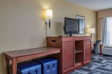 هتل Hampton Inn Owensboro South