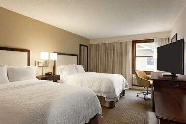 فندق Hampton Inn & Suites Springdale