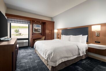 فندق Hampton Inn By Hilton Wausau