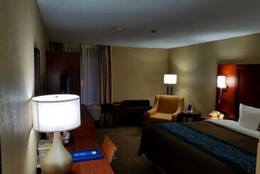 فندق Comfort Inn, Erie   Near Presque Isle