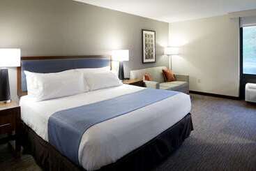 ホテル Wingate By Wyndham St. Clairsville/wheeling