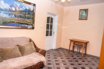 ツーリストアパートメント Apartment On Svetlanskaya St. 23