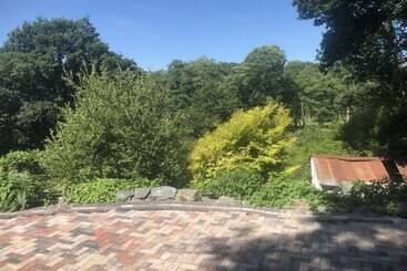 Жильё для туристов Goose House Studio