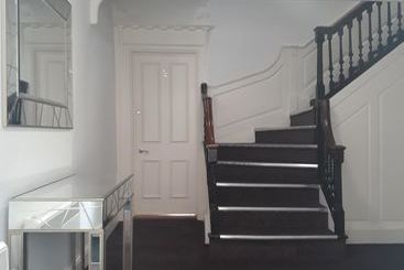 شقق خاصة سياحية Lower Brook Mews