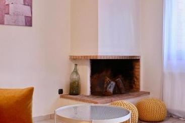 Pyrgos Ralli Estate Apartments And Suites