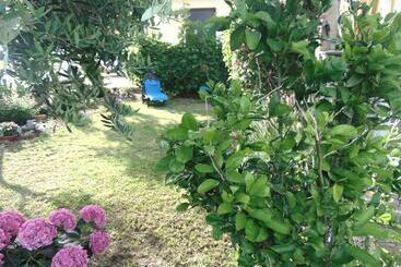 شقق خاصة سياحية Comfortable Apartment Luka