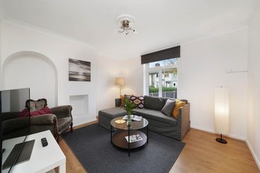 ペンション Dagenham Gardens